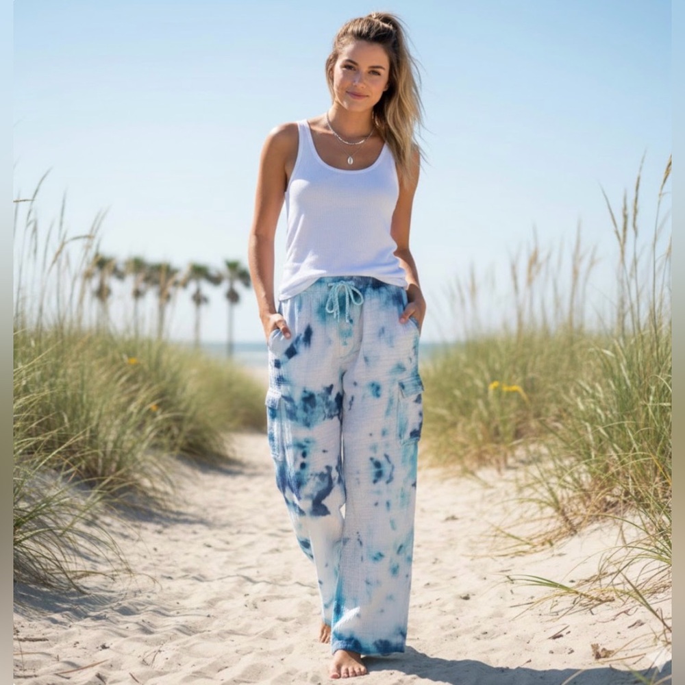 NWOT Roxy Blue Tie-Dye Gauze Pants